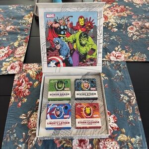 Marvel & DR Squatch Superhero 4 Set Soap Bars NEW IN PACKAGING